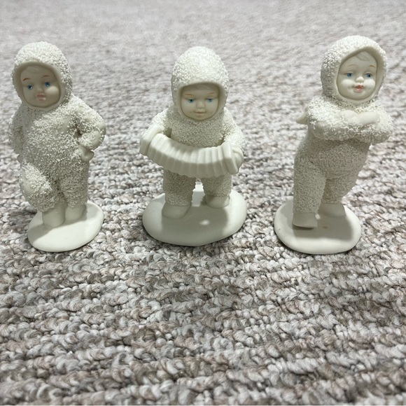 Dancing To A Tune Snowbabies set of three like new - Picture 1 of 4